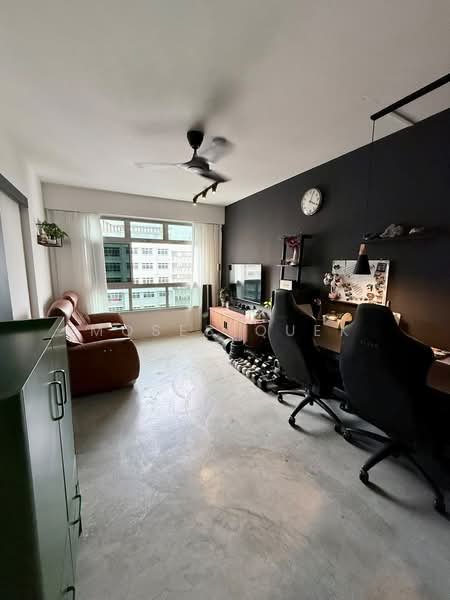 152B Bedok South Road, Bedok South Road, 1 Bedroom, 506 sqft, HDB Flat For Sale, by Moses Quek, 500210406 - Living Room - PropertyGuru.com.sg