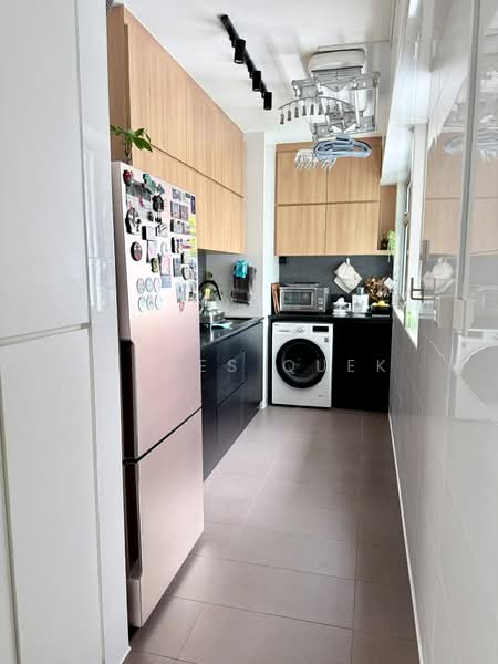 152B Bedok South Road, Bedok South Road, 1 Bedroom, 506 sqft, HDB Flat For Sale, by Moses Quek, 500210406 - Kitchen - PropertyGuru.com.sg