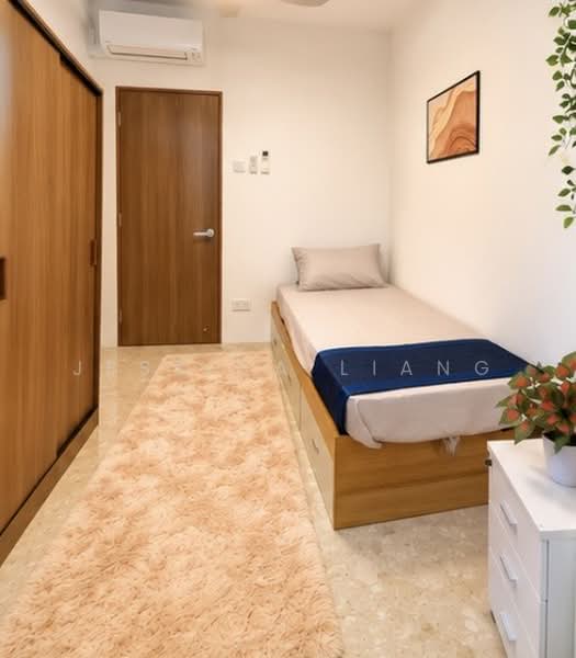 Summerdale, 8 Boon Lay Drive, Room Rental, 100 sqft, Condominium For Rent, by Jessica Liang, 500210411 - Bedroom - PropertyGuru.com.sg