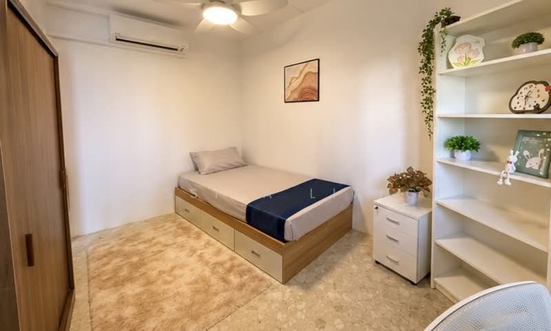 Summerdale, 8 Boon Lay Drive, Room Rental, 100 sqft, Condominium For Rent, by Jessica Liang, 500210411 - Bedroom - PropertyGuru.com.sg