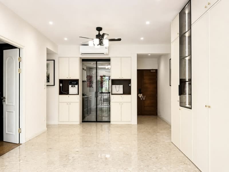 Pinevale, 2 Tampines Street 73, 3 Bedrooms, 1,292 sqft, Condominium For Rent, by Wendy W, 500210419 - Living Room - PropertyGuru.com.sg