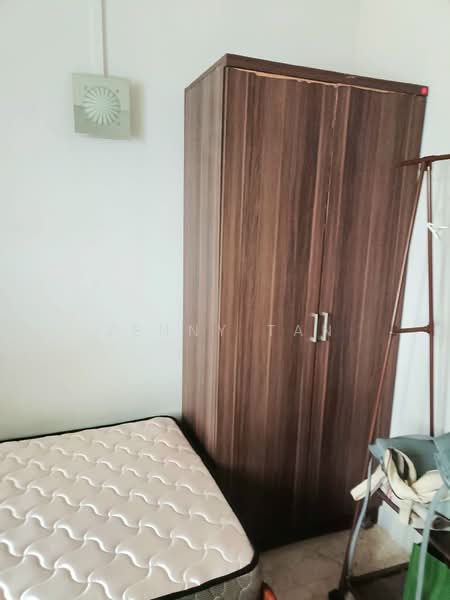627 Woodlands Avenue 6, 627 Woodlands Avenue 6, Room Rental, 100 sqft, HDB Flat For Rent, by Jenny Tan, 500210421 - Bedroom - PropertyGuru.com.sg