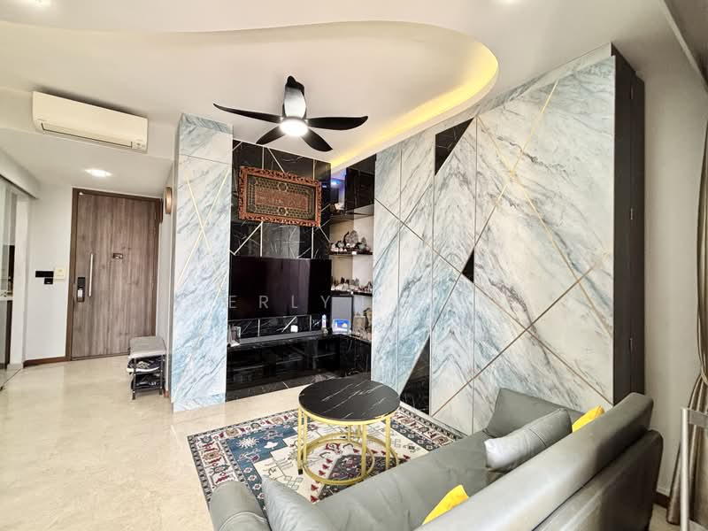 Palm Isles, 34 Flora Drive, 3 Bedrooms, 990 sqft, Condominium For Sale, by Jerlyn Tan, 500210430 - Living Room - PropertyGuru.com.sg