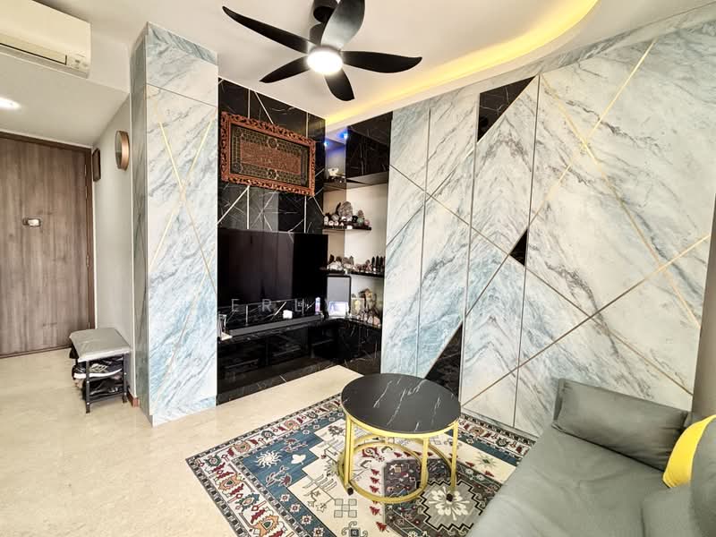 Palm Isles, 34 Flora Drive, 3 Bedrooms, 990 sqft, Condominium For Sale, by Jerlyn Tan, 500210430 - Living Room - PropertyGuru.com.sg