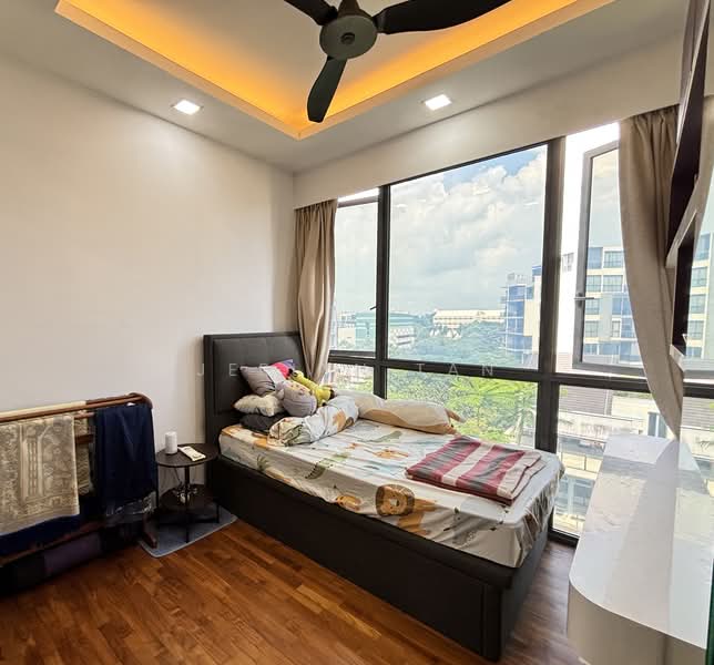 Palm Isles, 34 Flora Drive, 3 Bedrooms, 990 sqft, Condominium For Sale, by Jerlyn Tan, 500210430 - Bedroom - PropertyGuru.com.sg