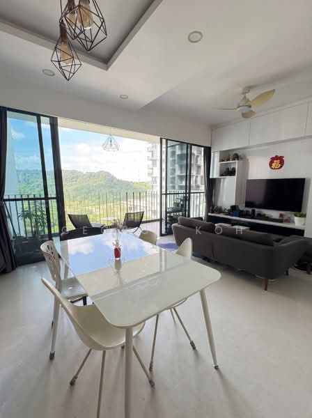 Foresque Residences, 107 Petir Road, 3 Bedrooms, 1,281 sqft, Condominium For Sale, by George Koh, 500210431 - Living Room - PropertyGuru.com.sg