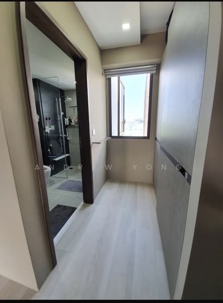 Bellewoods, 100 Woodlands Avenue 5, 4 Bedrooms, 1,561 sqft, Executive Condominium For Sale, by Andrew Yong, 500210434 - Bathroom - PropertyGuru.com.sg