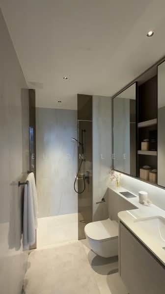 The Continuum, 1-8 Thiam Siew Avenue, 4 Bedrooms, 1,690 sqft, Condominium For Sale, by Elson Lee, 500210440 - Bathroom - PropertyGuru.com.sg