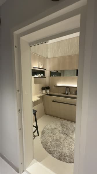 The Continuum, 1-8 Thiam Siew Avenue, 4 Bedrooms, 1,690 sqft, Condominium For Sale, by Elson Lee, 500210440 - Kitchen - PropertyGuru.com.sg
