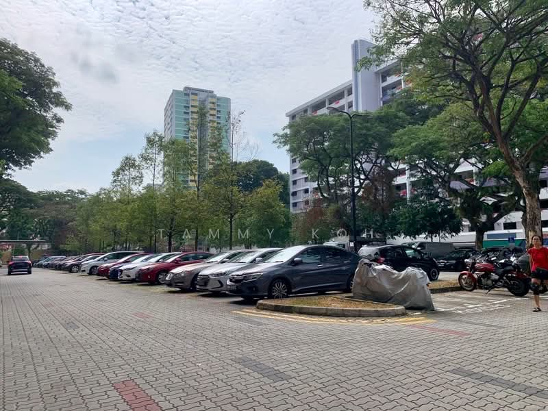 425 Ang Mo Kio Avenue 3, 425 Ang Mo Kio Avenue 3, 3 Bedrooms, 947 sqft, HDB Flat For Sale, by Tammy Koh, 500210451 - Plenty of carpark spaces at your doorstep - PropertyGuru.com.sg