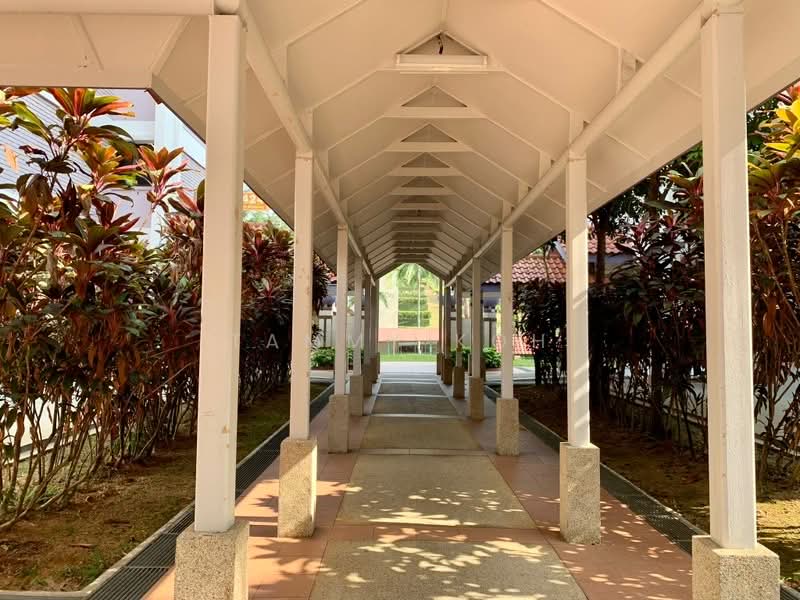 425 Ang Mo Kio Avenue 3, 425 Ang Mo Kio Avenue 3, 3 Bedrooms, 947 sqft, HDB Flat For Sale, by Tammy Koh, 500210451 - Sheltered walkway - PropertyGuru.com.sg