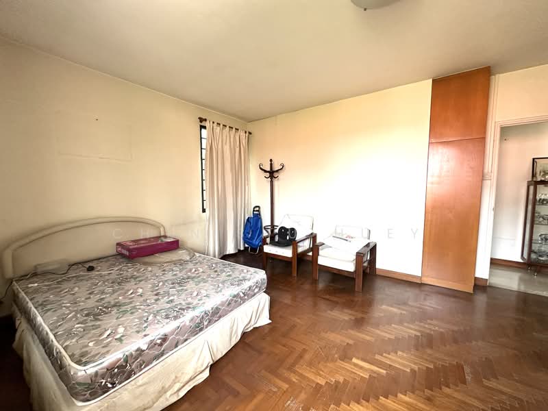 Gray Lane Walk up apartment, Gray Lane, Eunos / Geylang / Paya Lebar, 3 Bedrooms, 1,399 sqft, Apartment For Sale, by Chen Shu Huey, 500210456 - Bedroom - PropertyGuru.com.sg