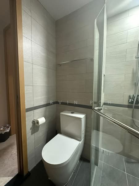Jervois Treasures, 31 Jervois Road, 2 Bedrooms, 797 sqft, Condominium For Sale, by Shervin Poh, 500210471 - Bathroom - PropertyGuru.com.sg