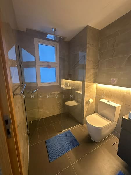 Jervois Treasures, 31 Jervois Road, 2 Bedrooms, 797 sqft, Condominium For Sale, by Shervin Poh, 500210471 - Bathroom - PropertyGuru.com.sg