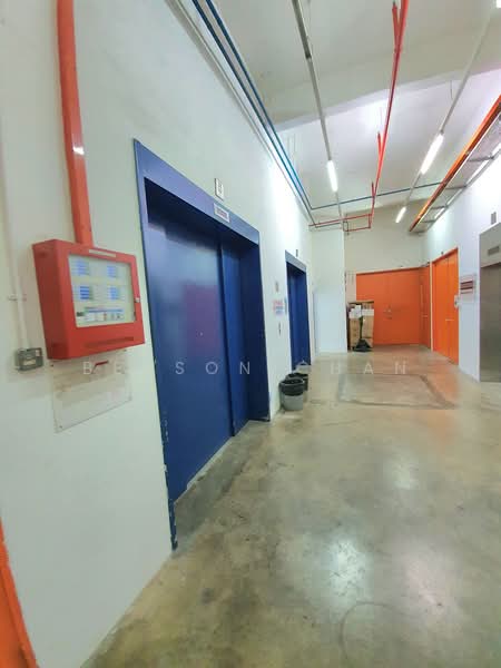 Mattar MRT 4.8m ceiling upp floor good loading, Kallang Pudding Road, 2,000 sqft, Warehouse For Rent, by Benson Chan, 500210477 - Corridor - CommercialGuru.com.sg