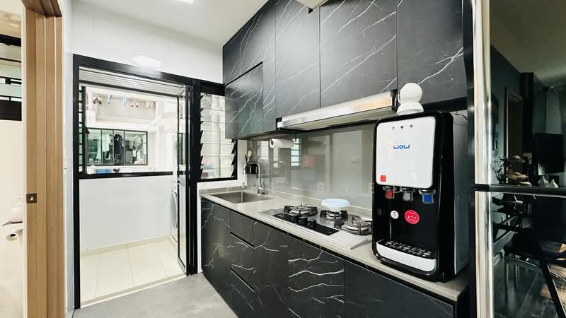 419A Northshore Drive, 419A Northshore Drive, 2 Bedrooms, 721 sqft, HDB Flat For Sale, by Shafie Syed, 500210500 - Kitchen - PropertyGuru.com.sg