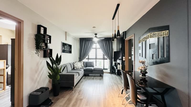 419A Northshore Drive, 419A Northshore Drive, 2 Bedrooms, 721 sqft, HDB Flat For Sale, by Shafie Syed, 500210500 - Living Room - PropertyGuru.com.sg