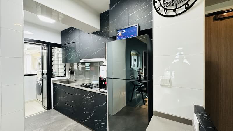 419A Northshore Drive, 419A Northshore Drive, 2 Bedrooms, 721 sqft, HDB Flat For Sale, by Shafie Syed, 500210500 - Kitchen - PropertyGuru.com.sg
