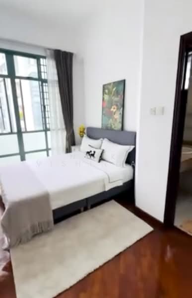 Tanglin Regency, 381 Tanglin Road, 1 Bedroom, 220 sqft, Condominium For Rent, by Nick Vishindas, 500210518 - Bedroom - PropertyGuru.com.sg
