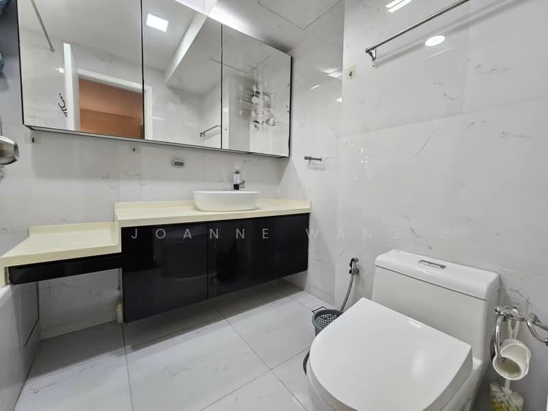 The Floravale, 222 Westwood Avenue, 3 Bedrooms, 1,410 sqft, Executive Condominium For Rent, by Joanne Wang, 500210524 - Bathroom - PropertyGuru.com.sg