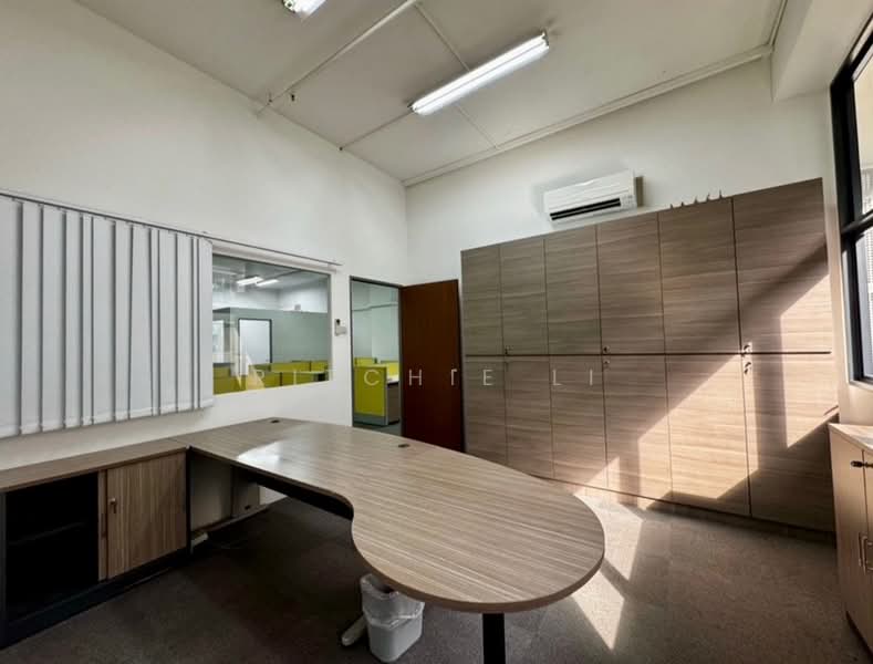 Midview City, 18 Sin Ming Lane, 1,496 sqft, Light Industrial (B1) For Rent, by Ritchie Li, 500210540 - CommercialGuru.com.sg