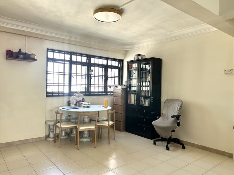 815 Tampines Avenue 4, 815 Tampines Avenue 4, 3 Bedrooms, 1,302 sqft, HDB Flat For Sale, by Ernest Liew, 500210558 - Dining Room - PropertyGuru.com.sg
