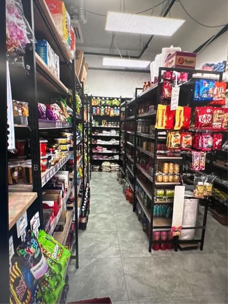 Riverfront Residences 51 Hougang Ave 7 Singapore 533818, 51  51, Hougang / Punggol / Sengkang, 603 sqft, Other Retail For Sale, by Benedict Tan, 500210569 - CommercialGuru.com.sg