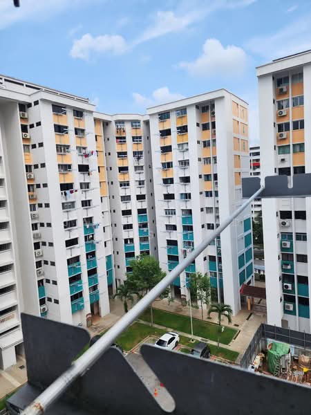 147 Yishun Street 11, 147 Yishun Street 11, 3 Bedrooms, 1,001 sqft, HDB Flat For Sale, by Jamilah Md Yusof, 500210579 - Exterior - PropertyGuru.com.sg