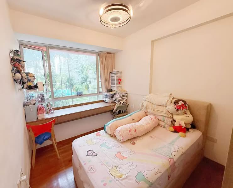 Caspian, 60 Lakeside Drive, 3 Bedrooms, 1,302 sqft, Condominium For Sale, by Charles Huang, 500210601 - Bedroom 1 - PropertyGuru.com.sg