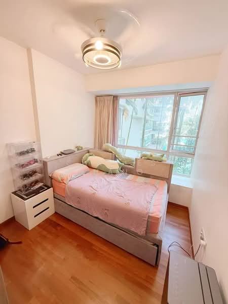 Caspian, 60 Lakeside Drive, 3 Bedrooms, 1,302 sqft, Condominium For Sale, by Charles Huang, 500210601 - Bedroom 2 - PropertyGuru.com.sg