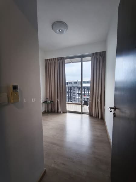 Heron Bay, Upper Serangoon View, 4 Bedrooms, 2,583 sqft, Executive Condominium For Sale, by Lucia Jacky, 500210602 - Balcony - PropertyGuru.com.sg