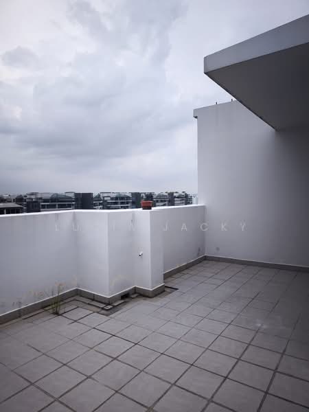 Heron Bay, Upper Serangoon View, 4 Bedrooms, 2,583 sqft, Executive Condominium For Sale, by Lucia Jacky, 500210602 - Balcony - PropertyGuru.com.sg