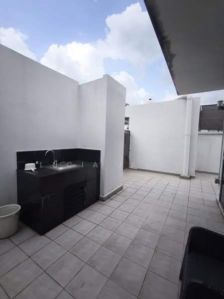 Heron Bay, Upper Serangoon View, 4 Bedrooms, 2,583 sqft, Executive Condominium For Sale, by Lucia Jacky, 500210602 - Exterior - PropertyGuru.com.sg