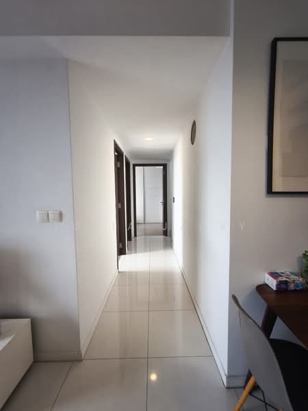 Heron Bay, Upper Serangoon View, 4 Bedrooms, 2,583 sqft, Executive Condominium For Sale, by Lucia Jacky, 500210602 - Corridor - PropertyGuru.com.sg