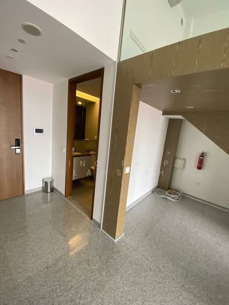 PS100, 100 PECK SEAH STREET, 474 sqft, Office For Sale, by Oling Puspa Alamsjah, 500210603 - Entrance - CommercialGuru.com.sg
