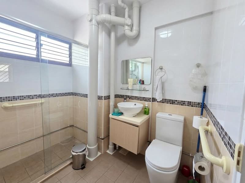 62 Dakota Crescent, 62 Dakota Crescent, 3 Bedrooms, 1,496 sqft, HDB Flat For Sale, by B.G.(Jeanne) Teo, 500210607 - Bathroom - PropertyGuru.com.sg