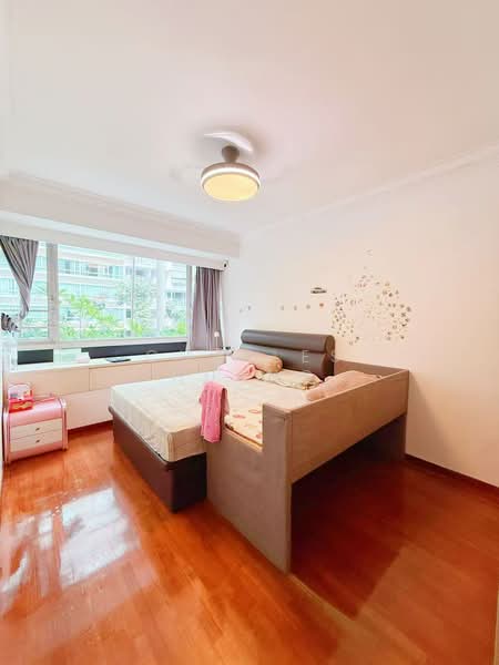 Caspian, 50 Lakeside Drive, 3 Bedrooms, 1,238 sqft, Condominium For Sale, by Charles Huang, 500210618 - Master Bedroom  - PropertyGuru.com.sg