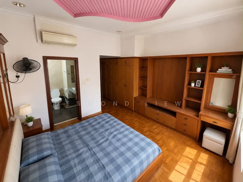 Symphony Heights, 41 Hume Avenue, 2 Bedrooms, 958 sqft, Condominium For Sale, by Desmond Liew, 500210619 - Bedroom - PropertyGuru.com.sg