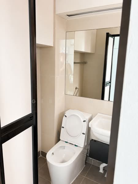 123 Kim Tian Road, 123 Kim Tian Road, 3 Bedrooms, 1,356 sqft, HDB Flat For Rent, by Gerald Ng, 500210629 - Bathroom - PropertyGuru.com.sg