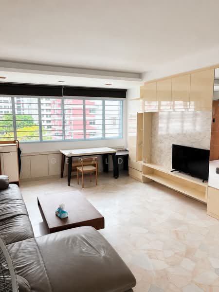 123 Kim Tian Road, 123 Kim Tian Road, 3 Bedrooms, 1,356 sqft, HDB Flat For Rent, by Gerald Ng, 500210629 - Living Room - PropertyGuru.com.sg