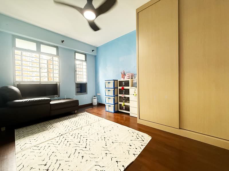 684C Edgedale Plains, 684C Edgedale Plains, 2 Bedrooms, 731 sqft, HDB Flat For Sale, by Rizal Rosley, 500210632 - Living Room - PropertyGuru.com.sg