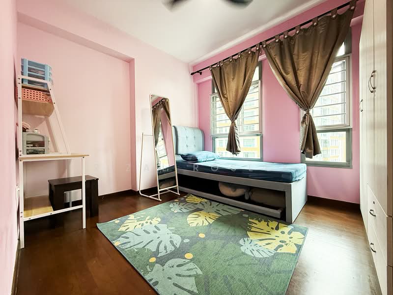 684C Edgedale Plains, 684C Edgedale Plains, 2 Bedrooms, 731 sqft, HDB Flat For Sale, by Rizal Rosley, 500210632 - Bedroom - PropertyGuru.com.sg
