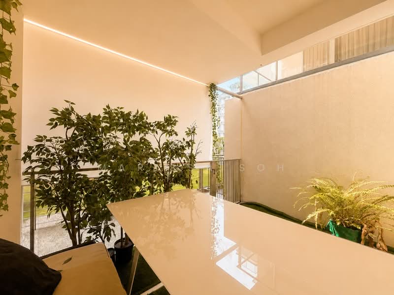 8 @ Mount Sophia, 8 Mount Sophia, 2 Bedrooms, 915 sqft, Condominium For Rent, by Marissa Soh, 500210642 - Patio - PropertyGuru.com.sg