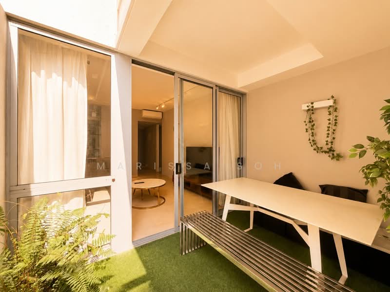8 @ Mount Sophia, 8 Mount Sophia, 2 Bedrooms, 915 sqft, Condominium For Rent, by Marissa Soh, 500210642 - Patio - PropertyGuru.com.sg