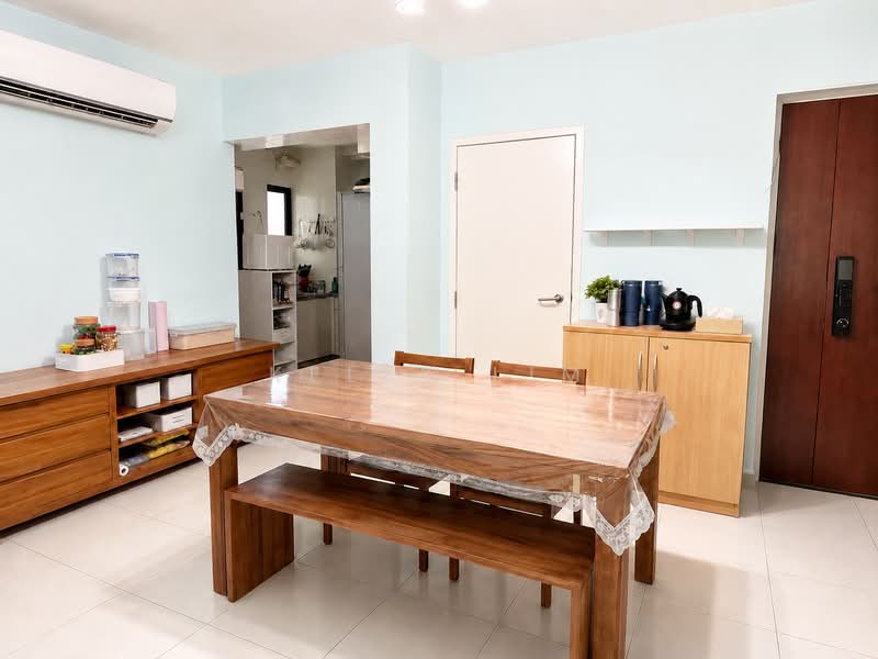 436D Fernvale Road, 436D Fernvale Road, 3 Bedrooms, 1,033 sqft, HDB Flat For Sale, by Kelly Lim, 500210643 - Dining Room - PropertyGuru.com.sg