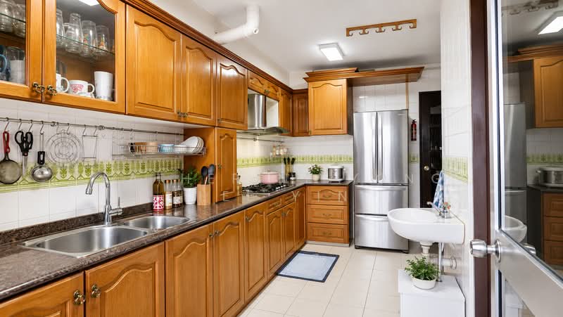 834 Hougang Central, 834 Hougang Central, 3 Bedrooms, 1,581 sqft, HDB Flat For Sale, by Katherine Yong Lee Yin, 500210644 - Kitchen - PropertyGuru.com.sg