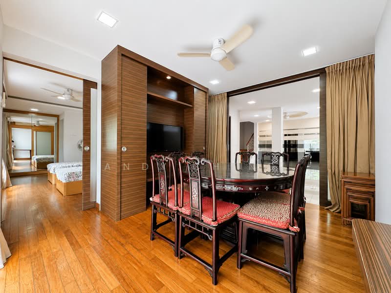 โ
๐๐ฎ๐ป๐ฑ๐ฒ๐ฑ ๐๐
๐ฐ๐ฒ๐น๐น๐ฒ๐ป๐ฐ๐ฒ โ
Semi-Detached | Serangoon Garden | Tai Yuan Garden, Lorong Chuan / Serangoon Garden / Tai Yuan Heights, Hougang / Punggol / Sengkang, 6 Bedrooms, 7,500 sqft, Semi-Detached House For Sale, by Andy Cheng, 500210673 - Dining Room - PropertyGuru.com.sg