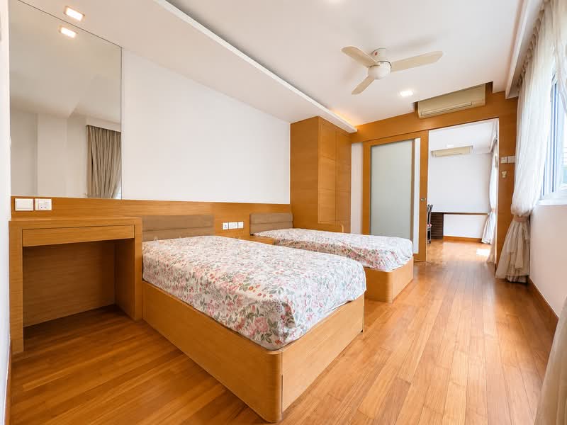 โ
๐๐ฎ๐ป๐ฑ๐ฒ๐ฑ ๐๐
๐ฐ๐ฒ๐น๐น๐ฒ๐ป๐ฐ๐ฒ โ
Semi-Detached | Serangoon Garden | Tai Yuan Garden, Lorong Chuan / Serangoon Garden / Tai Yuan Heights, Hougang / Punggol / Sengkang, 6 Bedrooms, 7,500 sqft, Semi-Detached House For Sale, by Andy Cheng, 500210673 - Bedroom - PropertyGuru.com.sg