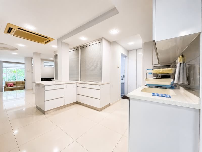 โ
๐๐ฎ๐ป๐ฑ๐ฒ๐ฑ ๐๐
๐ฐ๐ฒ๐น๐น๐ฒ๐ป๐ฐ๐ฒ โ
Semi-Detached | Serangoon Garden | Tai Yuan Garden, Lorong Chuan / Serangoon Garden / Tai Yuan Heights, Hougang / Punggol / Sengkang, 6 Bedrooms, 7,500 sqft, Semi-Detached House For Sale, by Andy Cheng, 500210673 - Dry Kitchen - PropertyGuru.com.sg