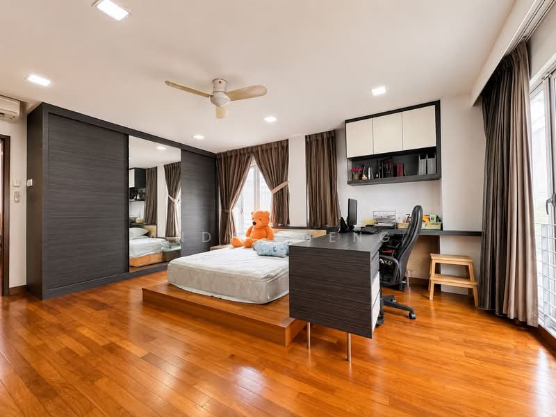โ
๐๐ฎ๐ป๐ฑ๐ฒ๐ฑ ๐๐
๐ฐ๐ฒ๐น๐น๐ฒ๐ป๐ฐ๐ฒ โ
Semi-Detached | Serangoon Garden | Tai Yuan Garden, Lorong Chuan / Serangoon Garden / Tai Yuan Heights, Hougang / Punggol / Sengkang, 6 Bedrooms, 7,500 sqft, Semi-Detached House For Sale, by Andy Cheng, 500210673 - Bedroom - PropertyGuru.com.sg